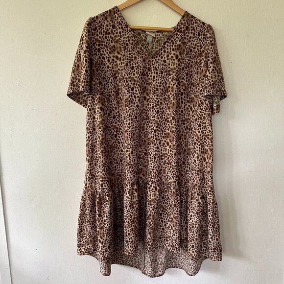 a new day Dresses & Skirts - a new day Shift Dress Womens Large Brown Animal Print V-neck